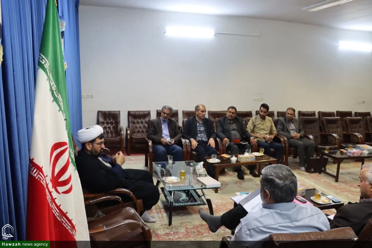 نشست هم‌اندیشی ستاد نماز جمعه ابهر با محوریت برنامه‌های فاطمیه برگزار شد+ عکس