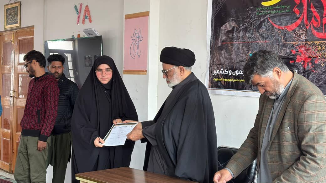 خواتین اگر اپنی عملی و سماجی زندگی کو فاطمی طرز پر استوار کریں تو اخلاقی و معاشرتی انقلاب برپا ہو سکتا ہے، آغا سید حسن موسوی