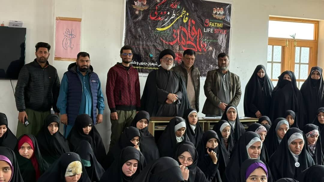 خواتین اگر اپنی عملی و سماجی زندگی کو فاطمی طرز پر استوار کریں تو اخلاقی و معاشرتی انقلاب برپا ہو سکتا ہے، آغا سید حسن موسوی