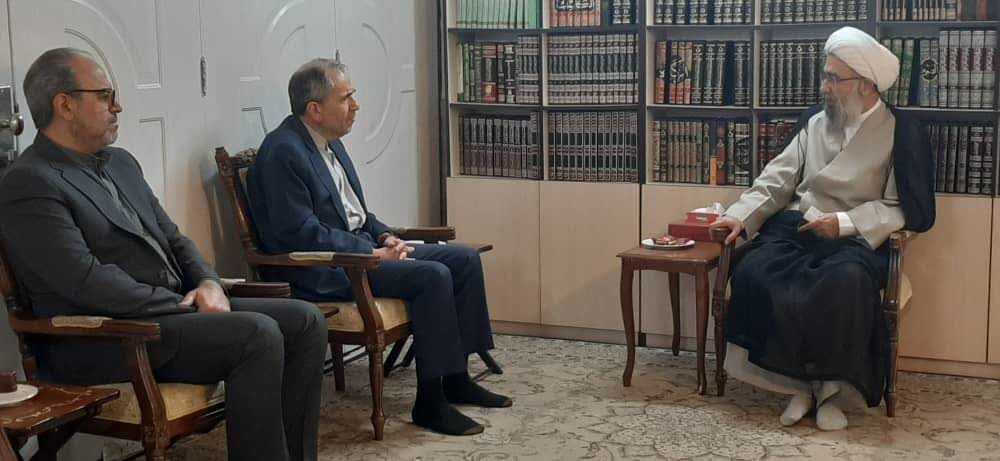 آنچه در دیدار معاون سیاسی وزیر امور خارجه با آیت الله مروی گذشت