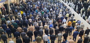 تصاویر/ حضور پرشور مردم خمین در نماز عبادی سیاسی جمعه