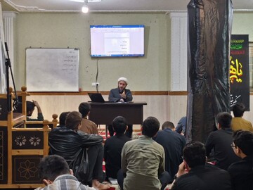 برگزاری کارگاه آموزشی دستورات و علائم نگارشی زبان فارسی در مدرسه علمیه جلالیه آستانه‌اشرفیه