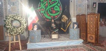 برگزاری ویژه‌برنامه «بیتوته علمی ـ عبادی» در حرم رضوی با حضور طلاب غیرایرانی+غکس