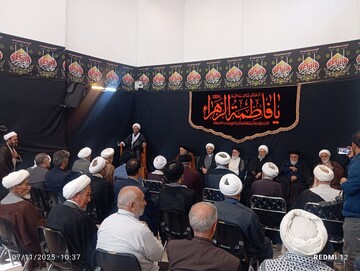 زن محور بیداری فرهنگی است