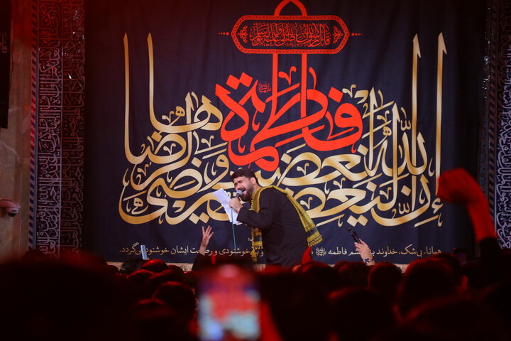 تصاویر / مراسم عزاداری شهادت حضرت زهرا(س) در مسجد اعظم قم