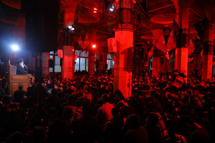 تصاویر / مراسم عزاداری شهادت حضرت زهرا(س) در مسجد اعظم قم