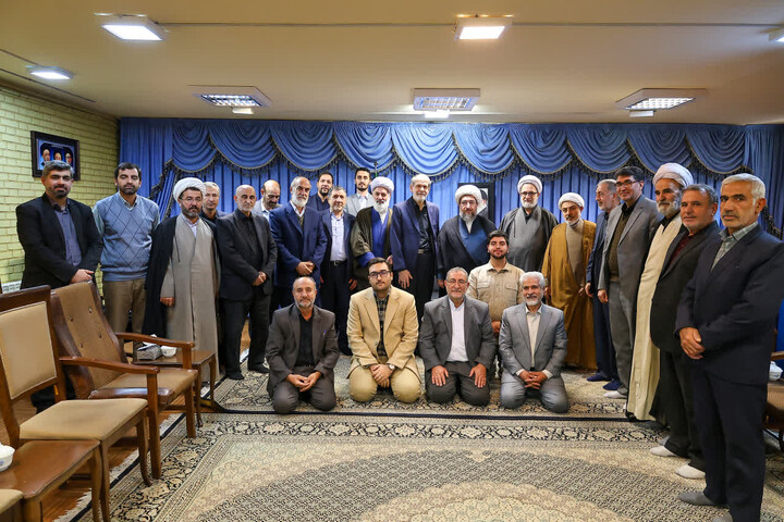 تصاویر |  دیدار دبیرکل و اعضای استانی جبهه پایداری انقلاب اسلامی با امام جمعه تبریز