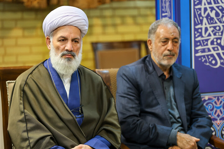 تصاویر |  دیدار دبیرکل و اعضای استانی جبهه پایداری انقلاب اسلامی با امام جمعه تبریز