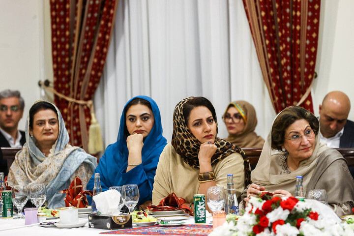 تصاویر/نشست صمیمی قالیباف با اندیشمندان دینی، اساتید دانشگاه و نخبگان سیاسی، فرهنگی و اجتماعی پاکستان - اسلام‌آباد