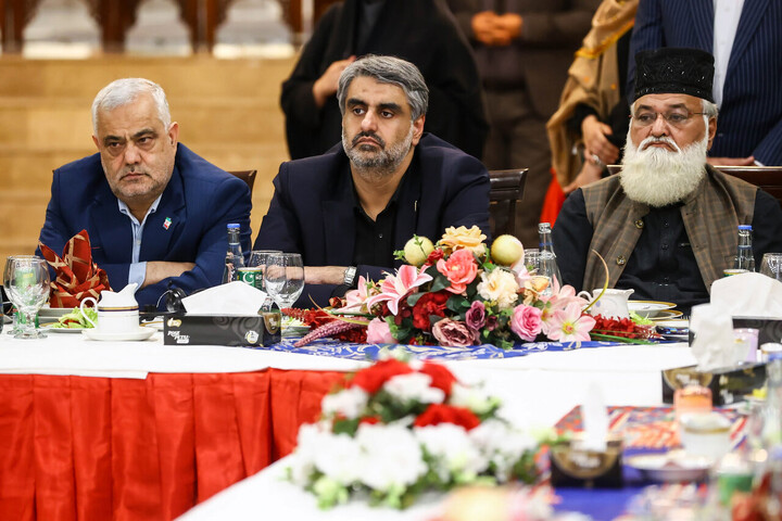 تصاویر/نشست صمیمی قالیباف با اندیشمندان دینی، اساتید دانشگاه و نخبگان سیاسی، فرهنگی و اجتماعی پاکستان - اسلام‌آباد