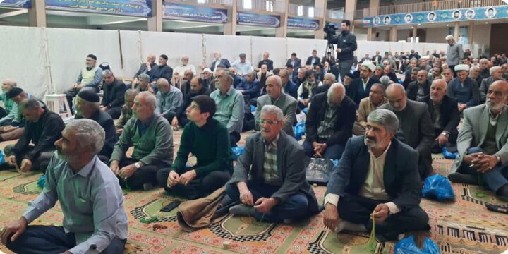 تصاویر/حضور پرشور مردم خمین در نماز عبادی سیاسی جمعه