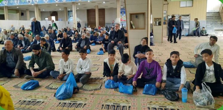 تصاویر/حضور پرشور مردم خمین در نماز عبادی سیاسی جمعه