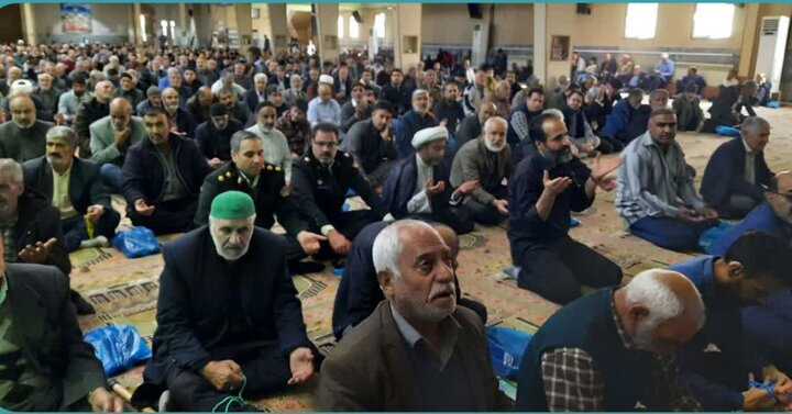 تصاویر/حضور پرشور مردم خمین در نماز عبادی سیاسی جمعه