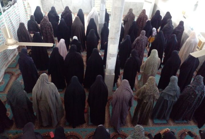 تصاویر/ اقامه نماز جمعه شهر نودژ