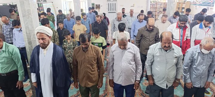 تصاویر/ اقامه نماز جمعه شهر نودژ