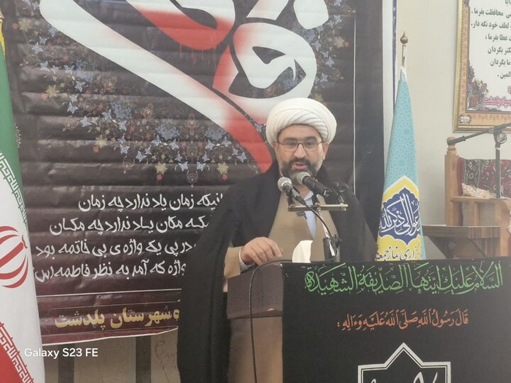 تصاویر/ اقامه نماز جمعه پلدشت