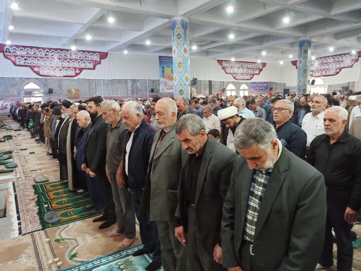 تصاویر/ نمازعبادی سیاسی جمعه کاشان