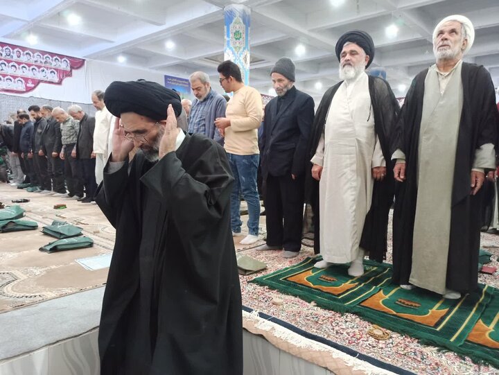 تصاویر/ نمازعبادی سیاسی جمعه کاشان