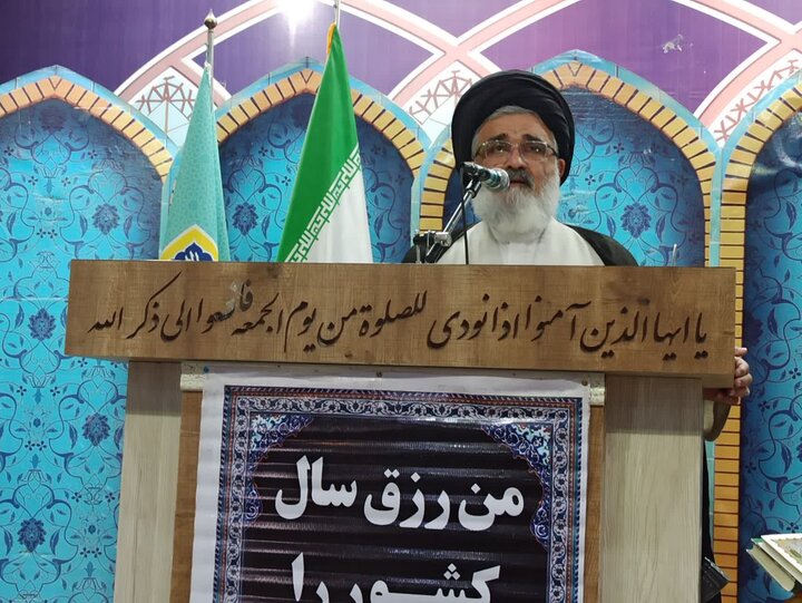 تصاویر/ نمازعبادی سیاسی جمعه کاشان