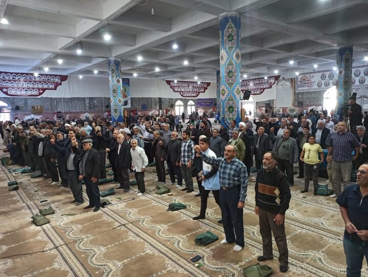 تصاویر/ نمازعبادی سیاسی جمعه کاشان