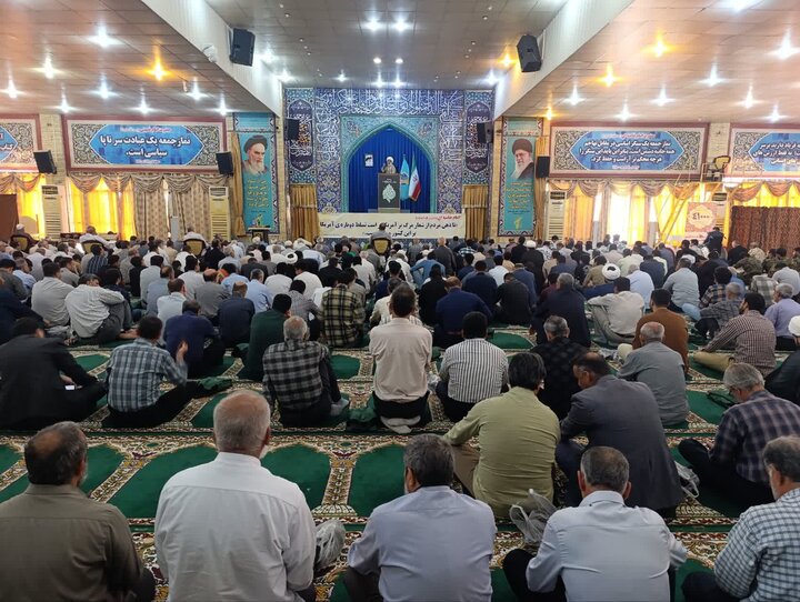 نمازجمعه امروز شهر دارالحماسه بوشهر به روایت تصویر