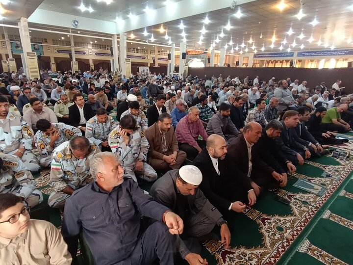 نمازجمعه امروز شهر دارالحماسه بوشهر به روایت تصویر