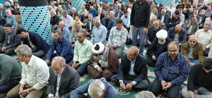 تصاویر/ اقامه نماز جمعه شهر انار