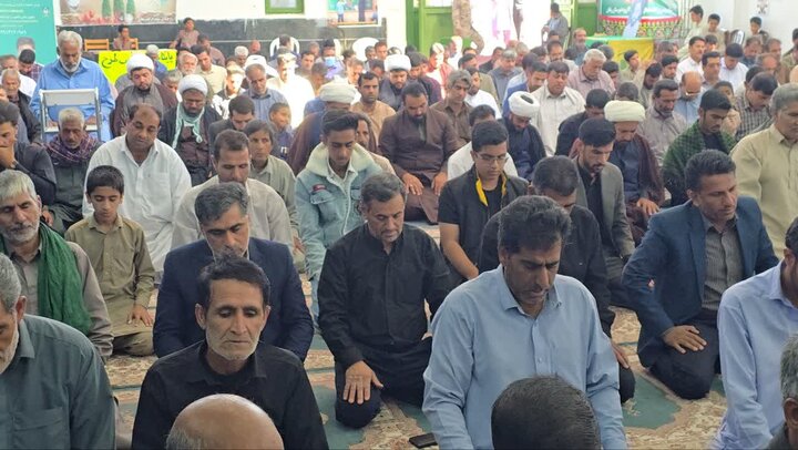 تصاویر/ اقامه نماز جمعه شهر ریگان