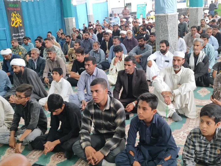 تصاویر/ اقامه نماز جمعه شهر ریگان