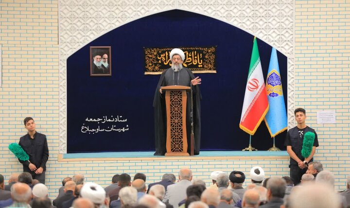 تصاویر/ نماز جمعه ساوجبلاغ