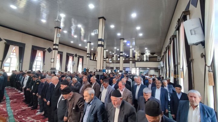 تصاویر/ اقامه نماز جمعه شهرستان چهاربرج