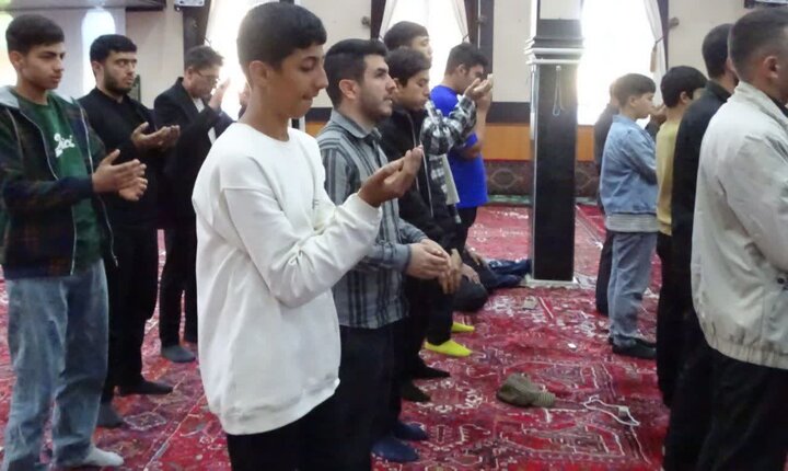 تصاویر/ اقامه نماز جمعه شهرستان چهاربرج