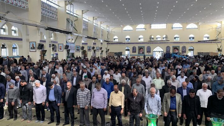 تصاویر/ اقامه نماز جمعه شهربابک