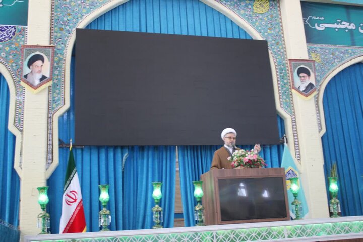 تصاویر/ اقامه نماز جمعه شهربابک