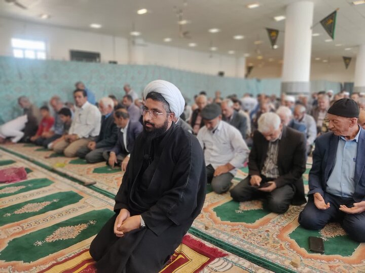 تصاویر/ اقامه نماز جمعه شهر کشکوئیه