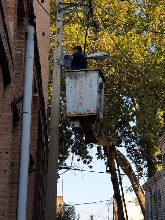 تصاویر/ راه اندازی موکب توسط طلاب مدرسه علمیه آیت الله نمازی خوی همزمان با ایام فاطمیه