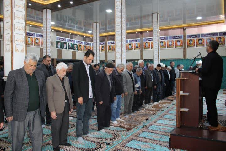 تصاویر/ اقامه نماز جمعه شهر کشاورز