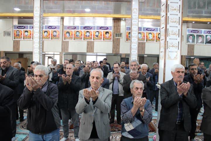 تصاویر/ اقامه نماز جمعه شهر کشاورز