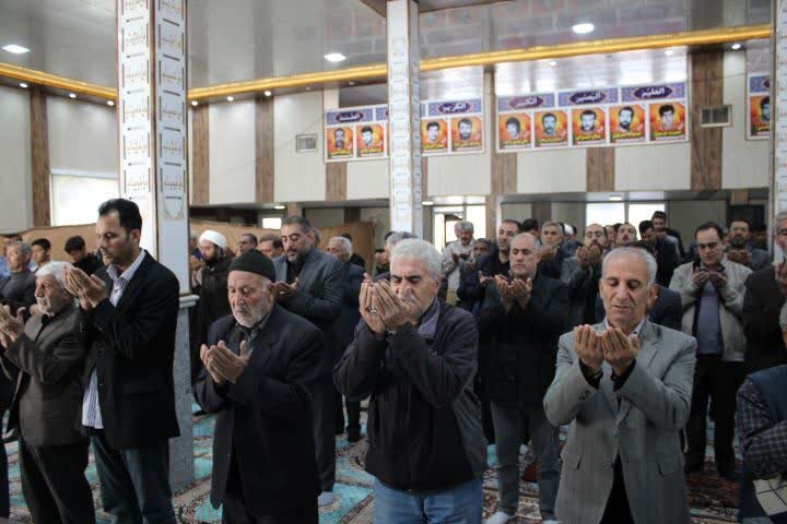 تصاویر/ اقامه نماز جمعه شهر کشاورز