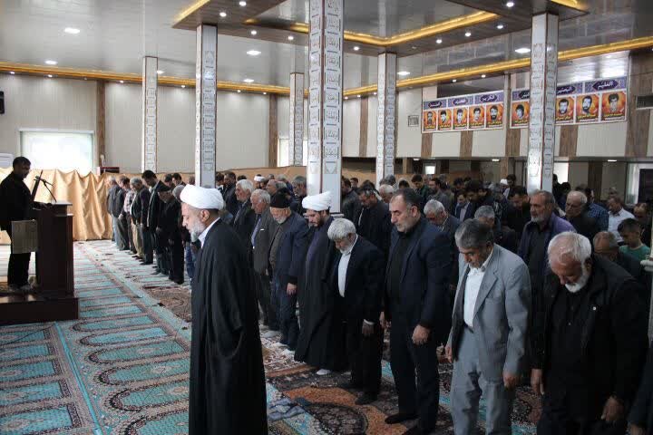 تصاویر/ اقامه نماز جمعه شهر کشاورز