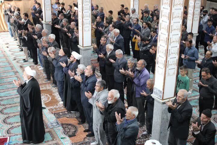 تصاویر/ اقامه نماز جمعه شهر کشاورز