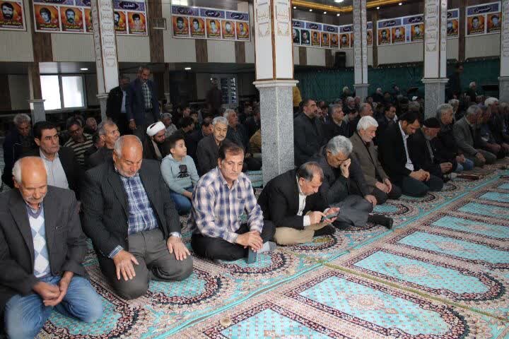 تصاویر/ اقامه نماز جمعه شهر کشاورز