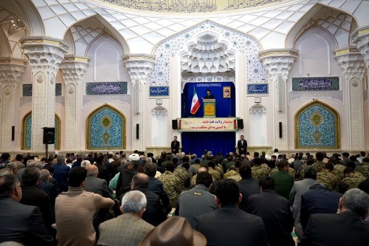 تصاویر/ اقامه نماز عبادی سیاسی جمعه اردبیل