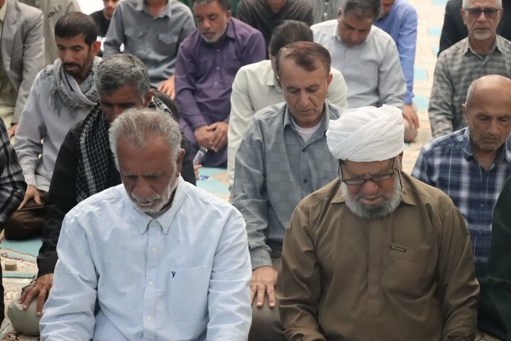 تصاویر/ اقامه نماز جمعه شهر قلعه‌گنج