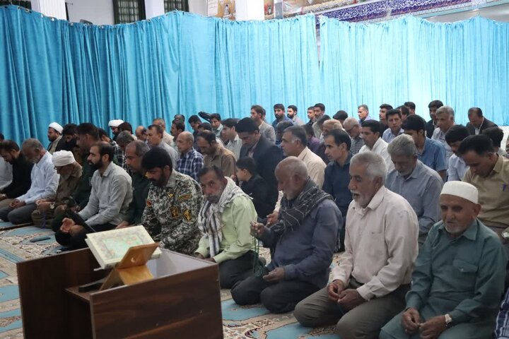 تصاویر/ اقامه نماز جمعه شهر قلعه‌گنج