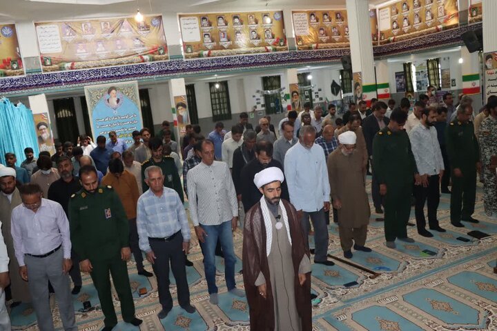 تصاویر/ اقامه نماز جمعه شهر قلعه‌گنج