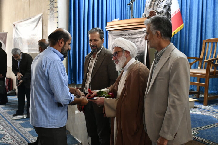 تصاویر/ نماز عبادی سیاسی جمعه در لواسانات