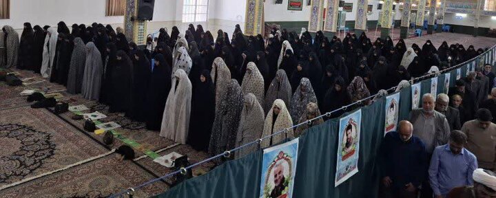 تصاویر/ اقامه نماز جمعه شهر زنگی آباد