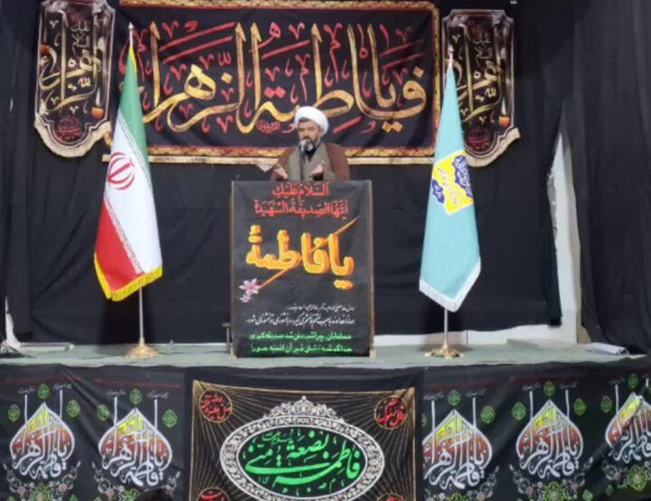 تصاویر/ اقامه نماز جمعه شهر زنگی آباد