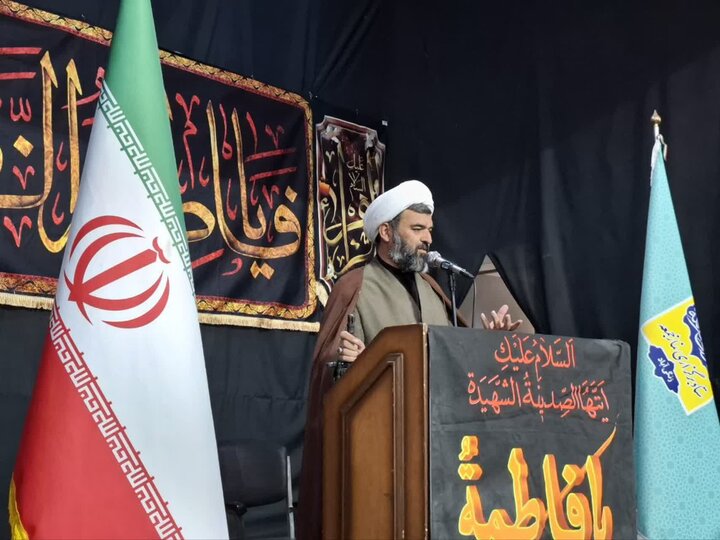 تصاویر/ اقامه نماز جمعه شهر زنگی آباد